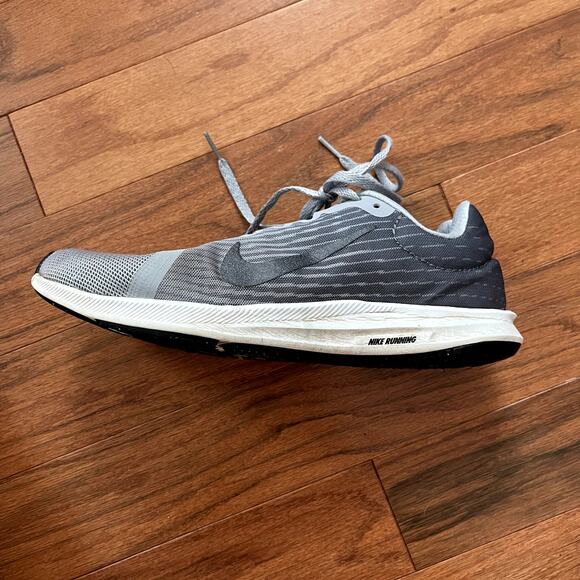 Nike Gray with White Downshifter 8 Running Sneakers Size 9.5 - Picture 7 of 8
